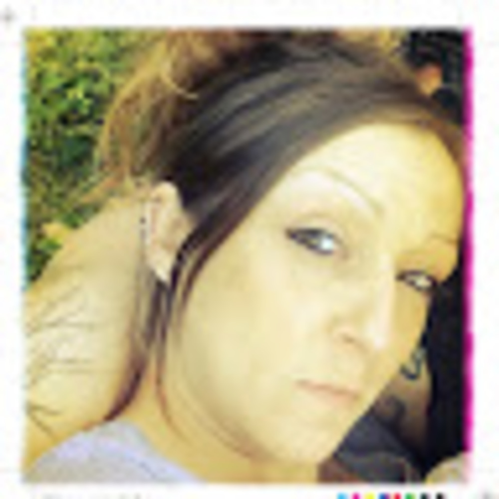 Meet your Posher, April d